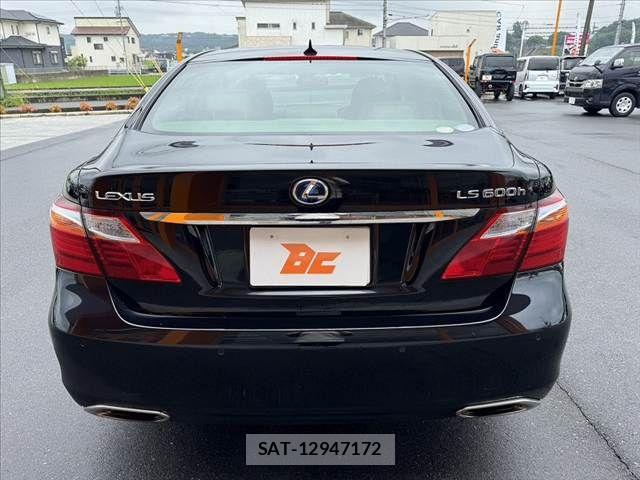 Lexus LS 2010-03 7877370-13