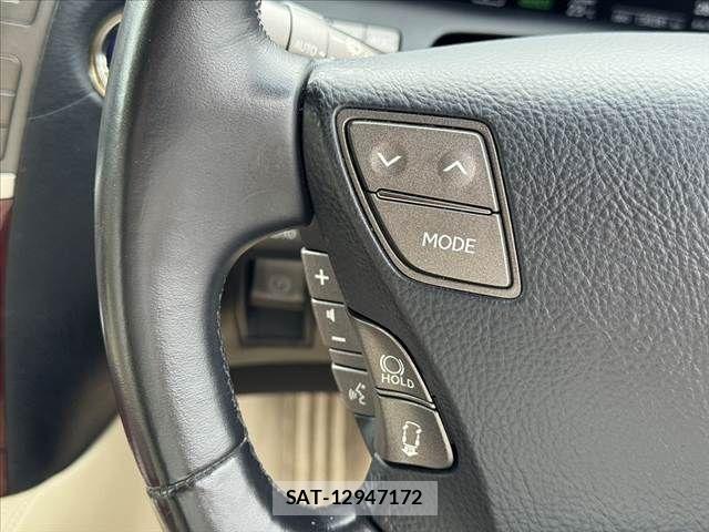 Lexus LS 2010-03 7877370-24