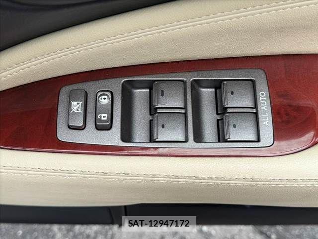 Lexus LS 2010-03 7877370-28