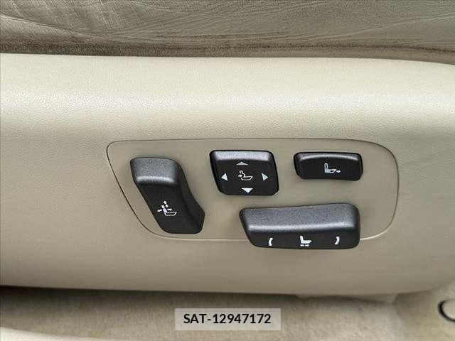 Lexus LS 2010-03 7877370-5