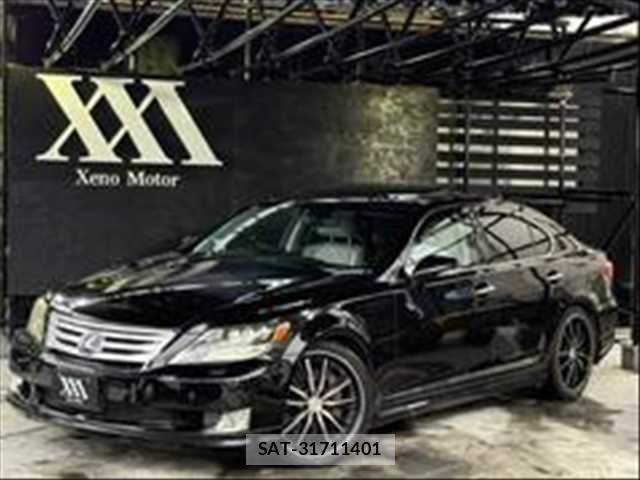 Lexus LS 2010-01 7902857-0