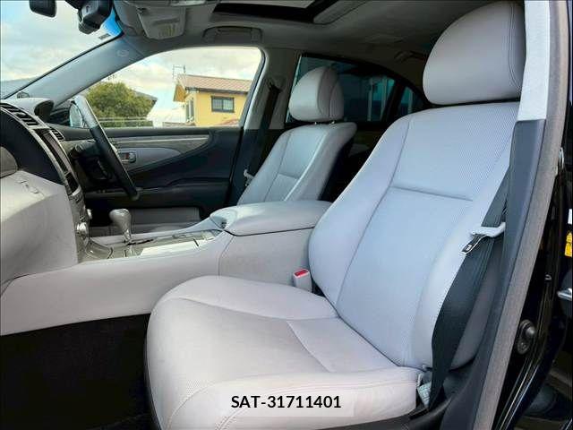 Lexus LS 2010-01 7902857-12