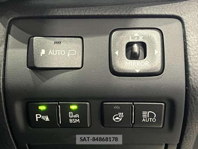 Lexus LS 2013-10 7962412-6