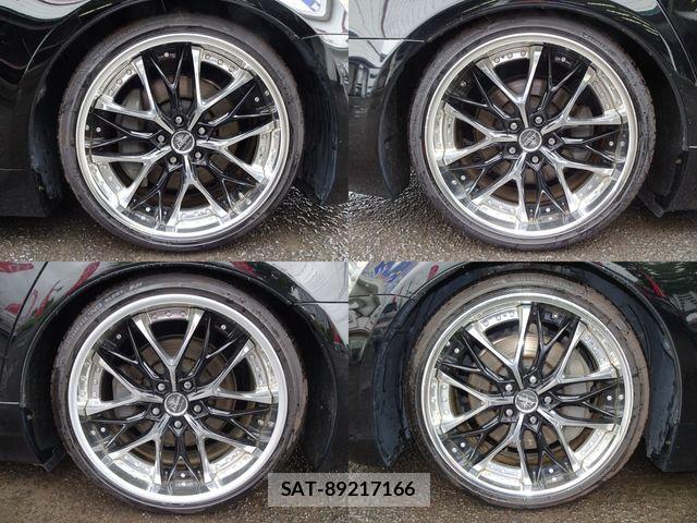 Lexus LS 2013-09 8208390-10