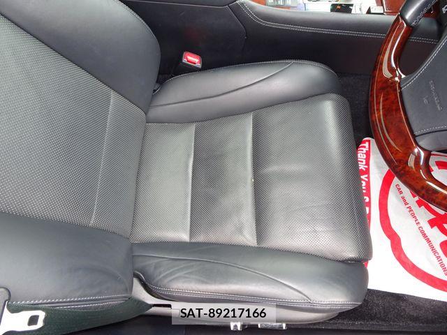 Lexus LS 2013-09 8208390-14