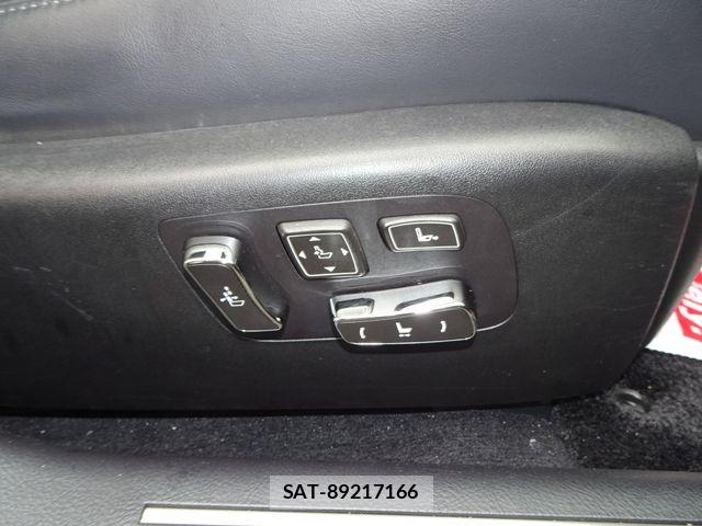 Lexus LS 2013-09 8208390-19