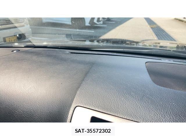 Lexus LS 2011-09 8245728-24