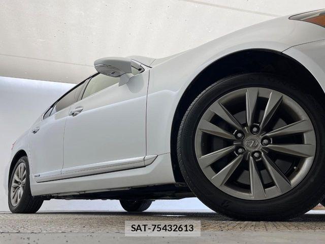 Lexus LS 2012-11 8336570-10