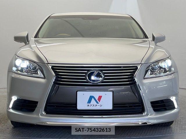 Lexus LS 2012-11 8336570-13