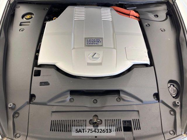 Lexus LS 2012-11 8336570-18