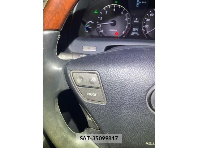 Lexus LS 2008-03 8366749-19