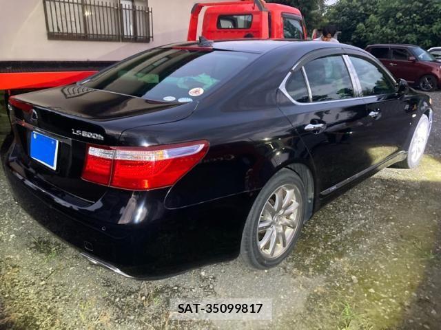 Lexus LS 2008-03 8366749-7