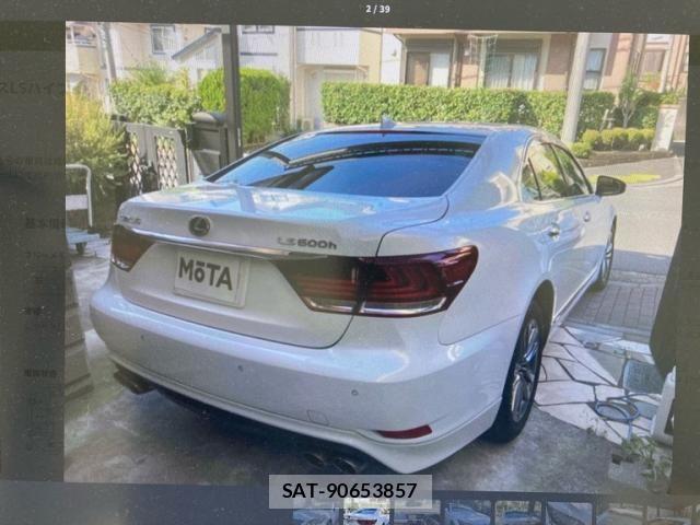 Lexus LS 2013-10 8413294-1