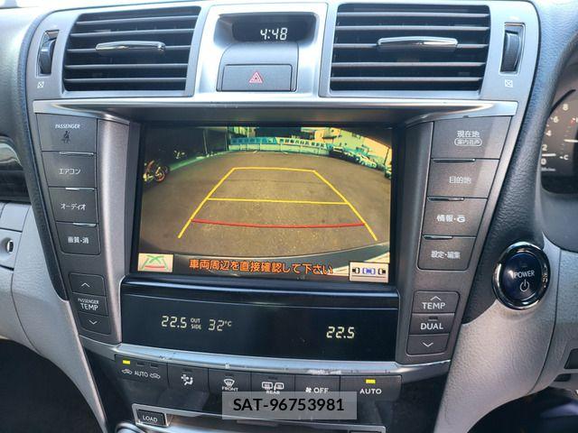 Lexus LS 2011-09 8525551-18