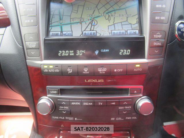Lexus LS 2012-03 8525549-17