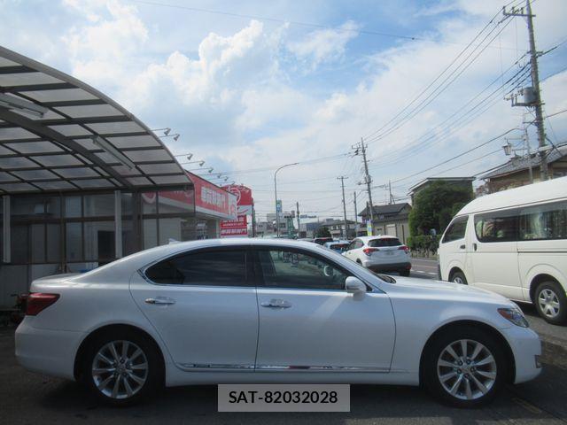 Lexus LS 2012-03 8525549-4