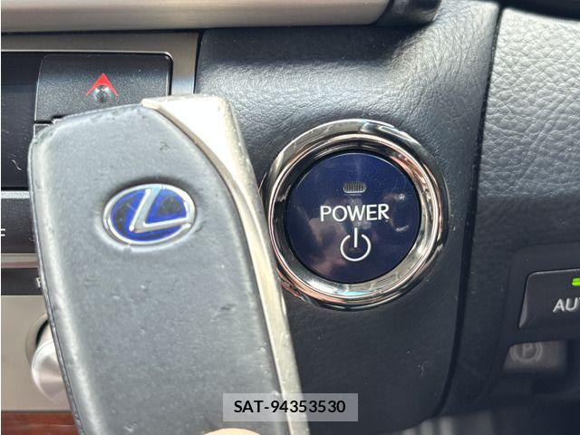 Lexus LS 2013-02 8659934-12