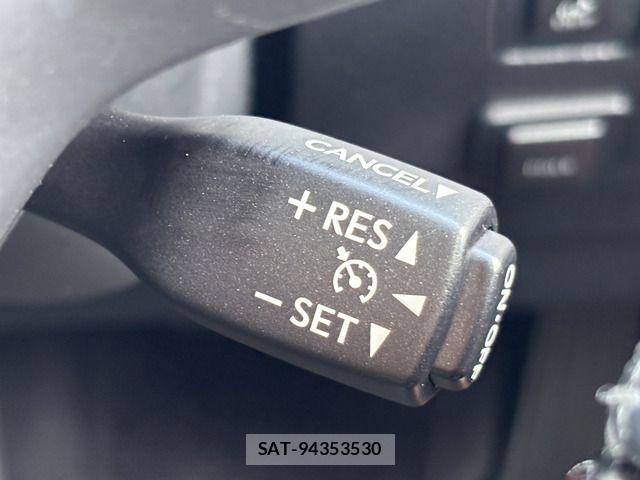 Lexus LS 2013-02 8659934-3