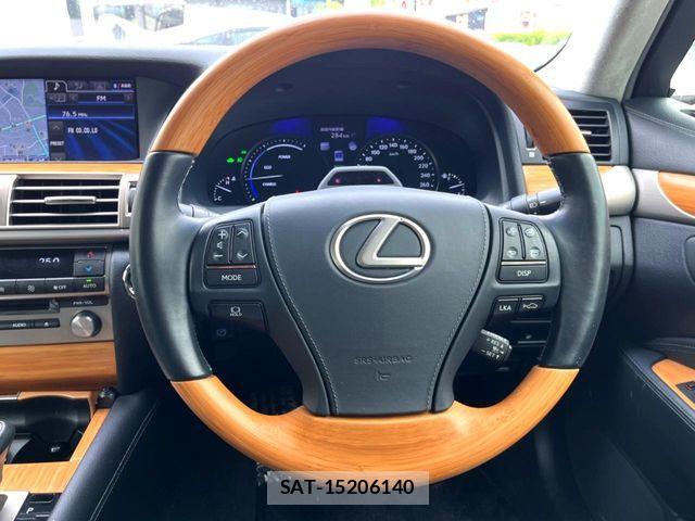 Lexus LS 2013-10 8659932-9
