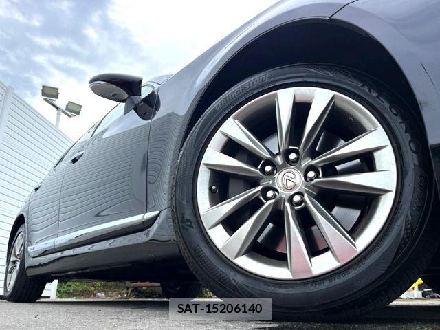 Lexus LS 2013-10 8659932-16