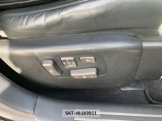 Lexus LS 2011-09 8666405-14