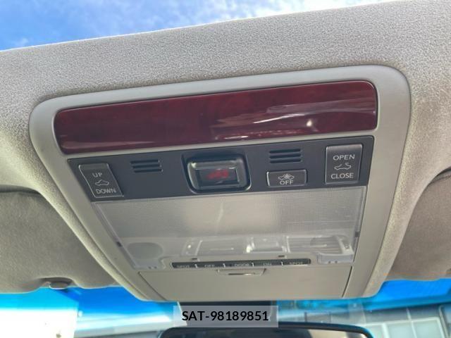 Lexus LS 2011-09 8666405-21