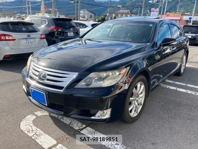 Lexus LS 2011-09 8666405-2