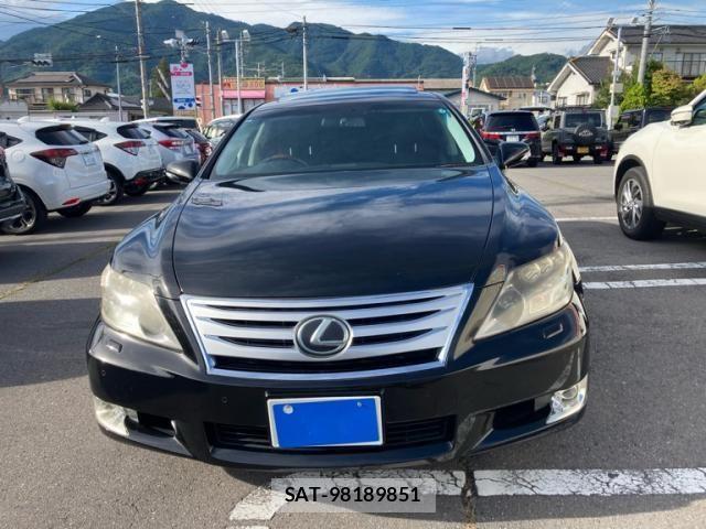 Lexus LS 2011-09 8666405-3