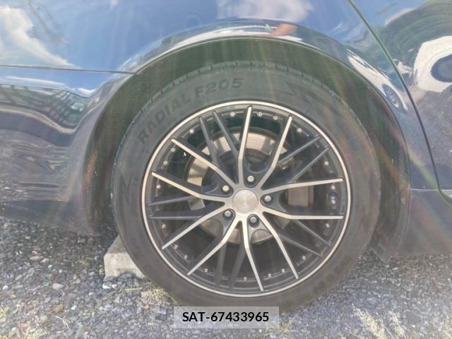 Lexus LS 2012-01 8743449-10