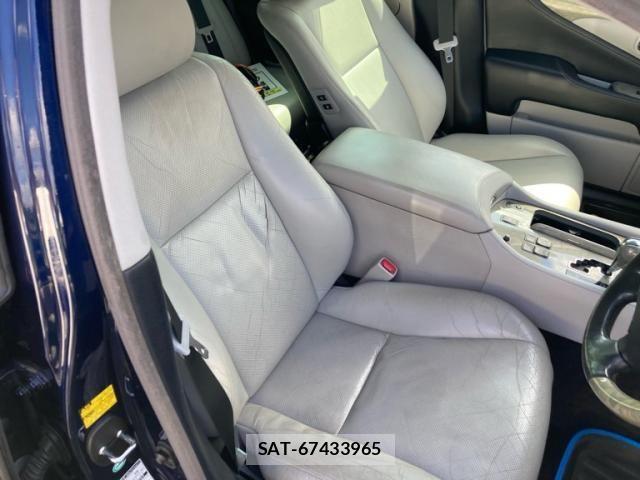 Lexus LS 2012-01 8743449-15