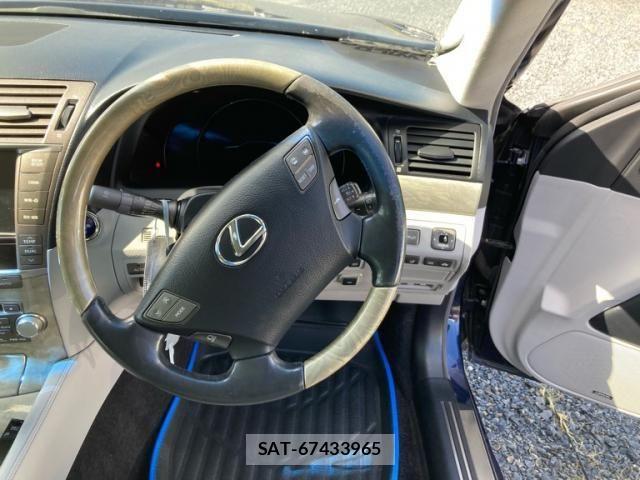 Lexus LS 2012-01 8743449-18
