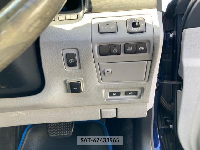 Lexus LS 2012-01 8743449-20