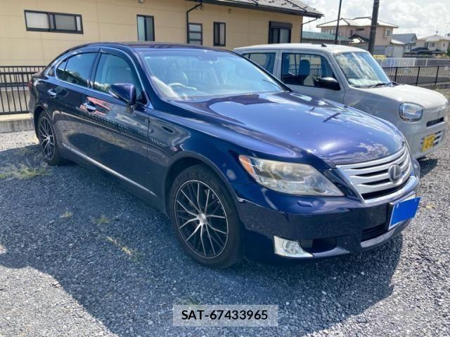 Lexus LS 2012-01 8743449-3
