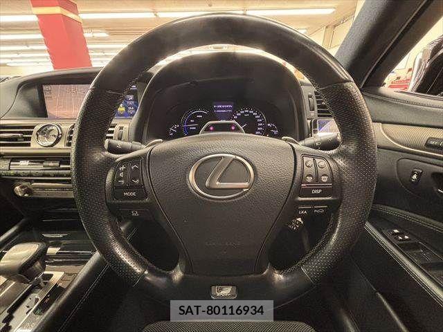 Lexus LS 2013-04 8829966-9
