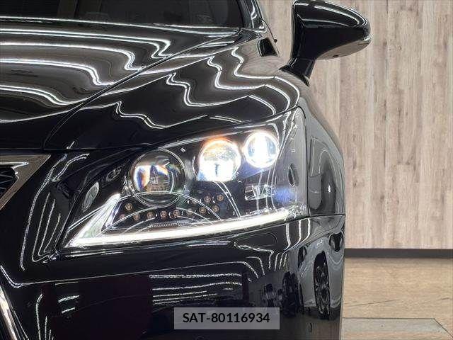 Lexus LS 2013-04 8829966-10