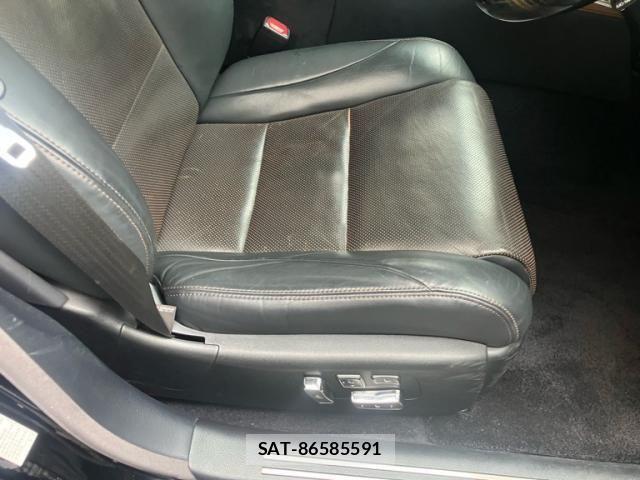 Lexus LS 2012-10 8849584-14