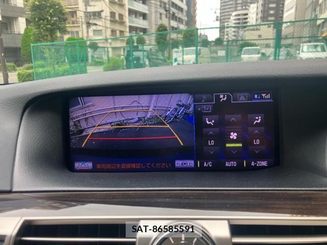 Lexus LS 2012-10 8849584-22