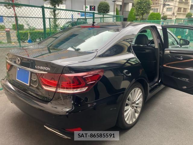 Lexus LS 2012-10 8849584-3