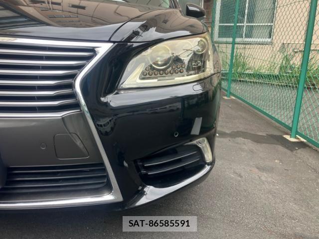 Lexus LS 2012-10 8849584-5
