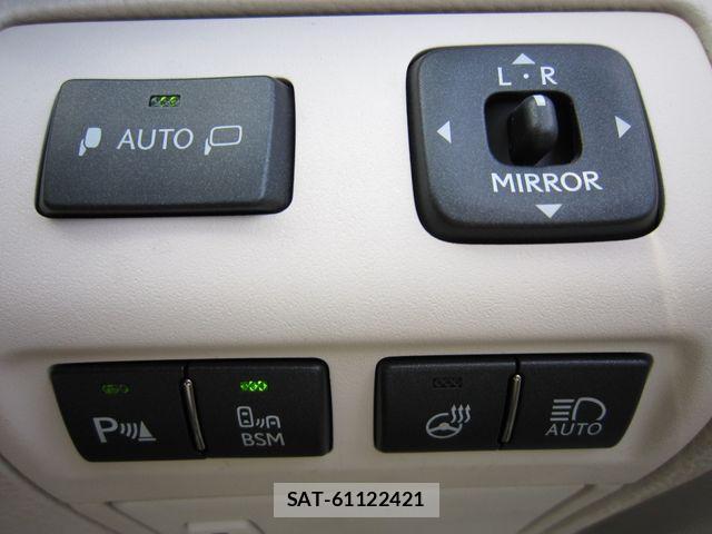 Lexus LS 2013-02 1292181-16