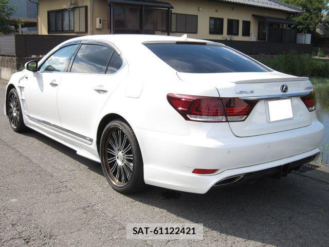 Lexus LS 2013-02 1292181-3