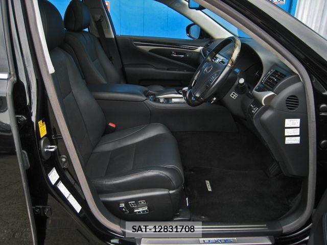 Lexus LS 2012-11 1292178-24