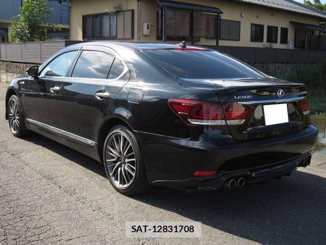 Lexus LS 2012-11 1292178-3