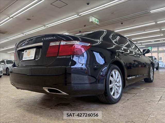 Lexus LS 2008-09 1322222-19