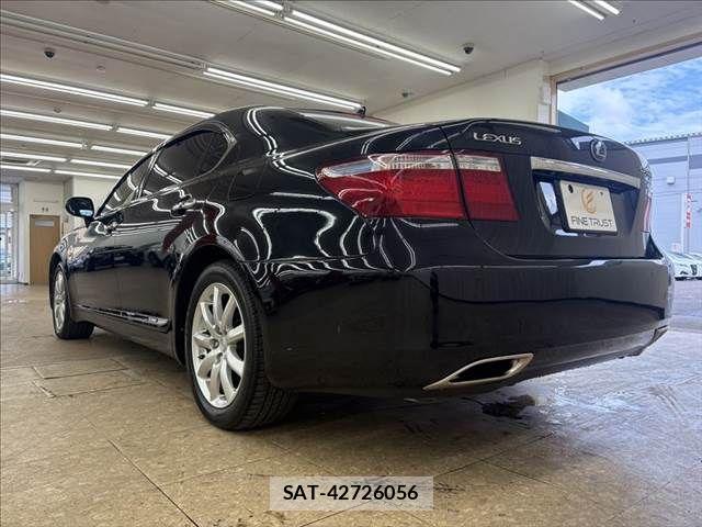 Lexus LS 2008-09 1322222-20