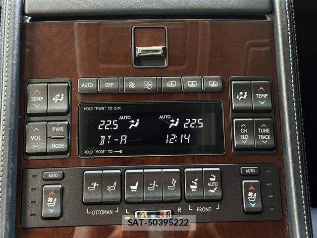 Lexus LS 2015-08 1372294-19
