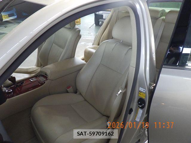 Lexus LS 2011-10 2400908-9