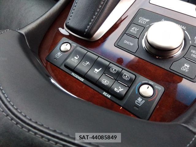 Lexus LS 2012-12 3771423-7