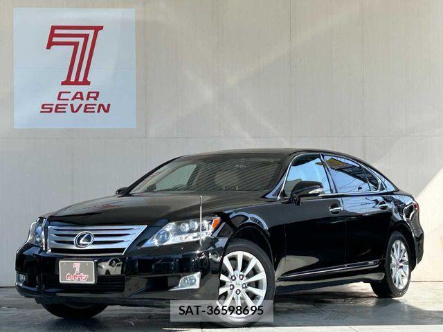 Lexus LS 2012-09 4044649-25
