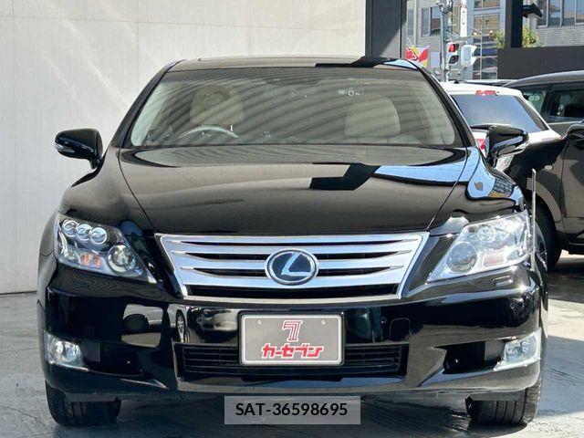 Lexus LS 2012-09 4044649-26